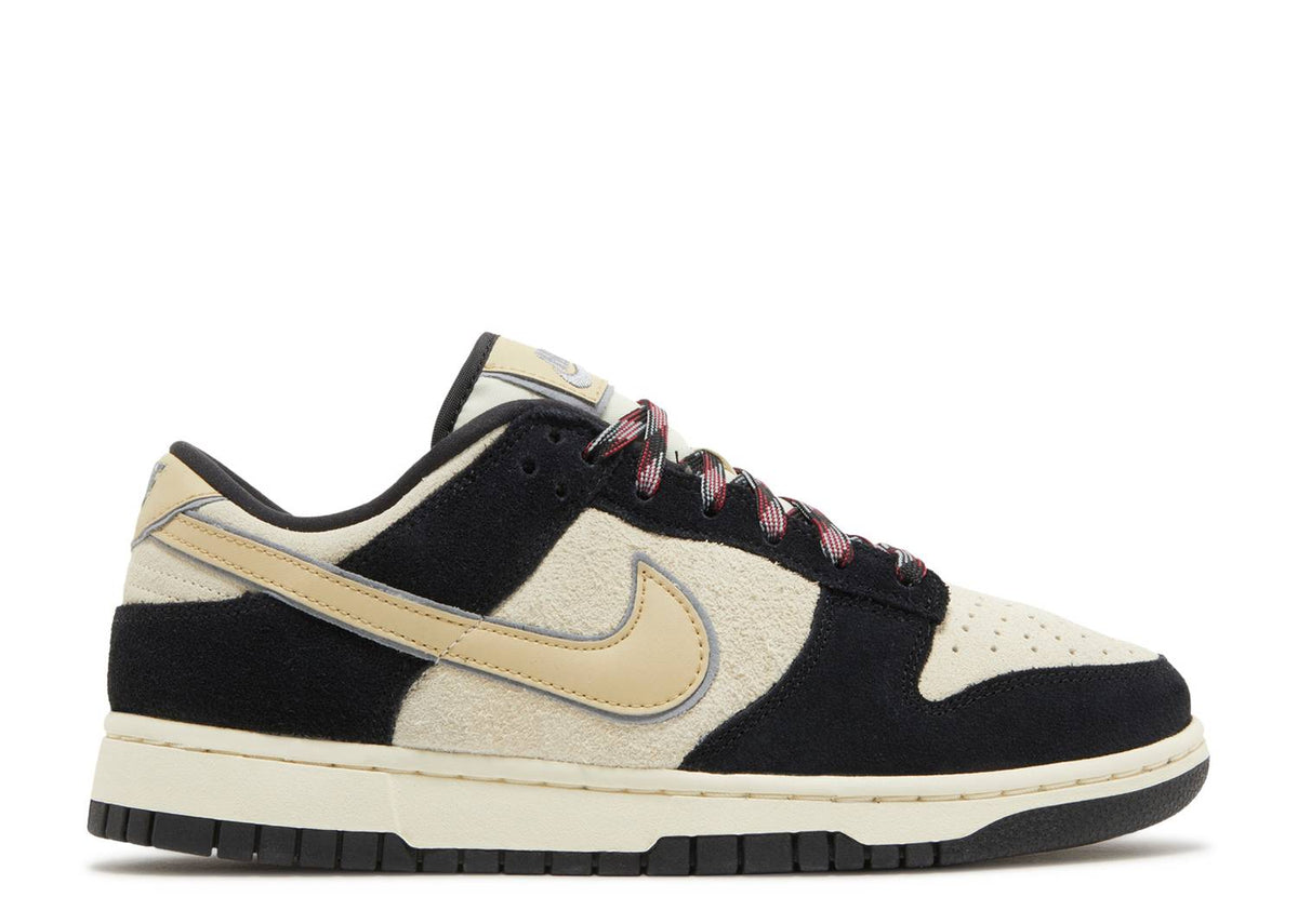 Davenzarry | Women's Dunk Low LX 'Black Suede' | View 1