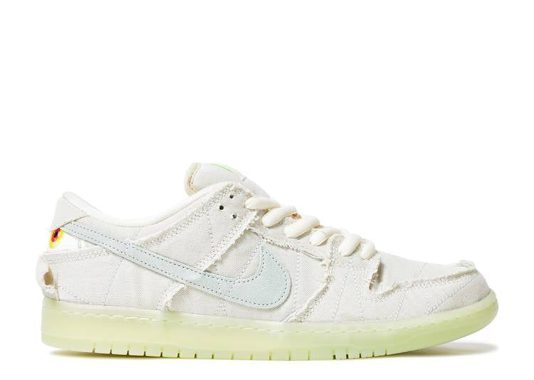 Davenzarry | Dunk Low Sb 'Mummy' | View 1