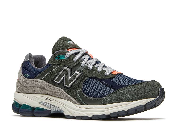 Davenzarry | New Balance 2002 'Defense Green Natural Indigo' | View 2