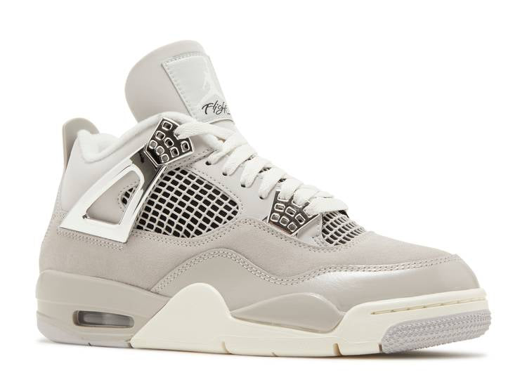 Davenzarry | Women's Air Jordan 4 Retro 'Frozen Moments' | View 2