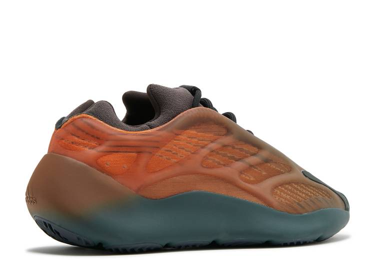 Davenzarry - Yeezy 700 V3 'Copper Fade' - Image 3