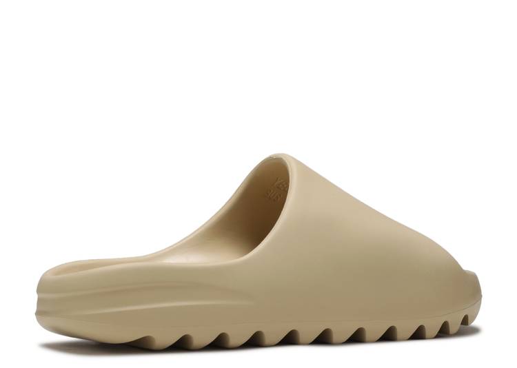 Davenzarry - Yeezy Slides 'Desert Sand' - Image 3
