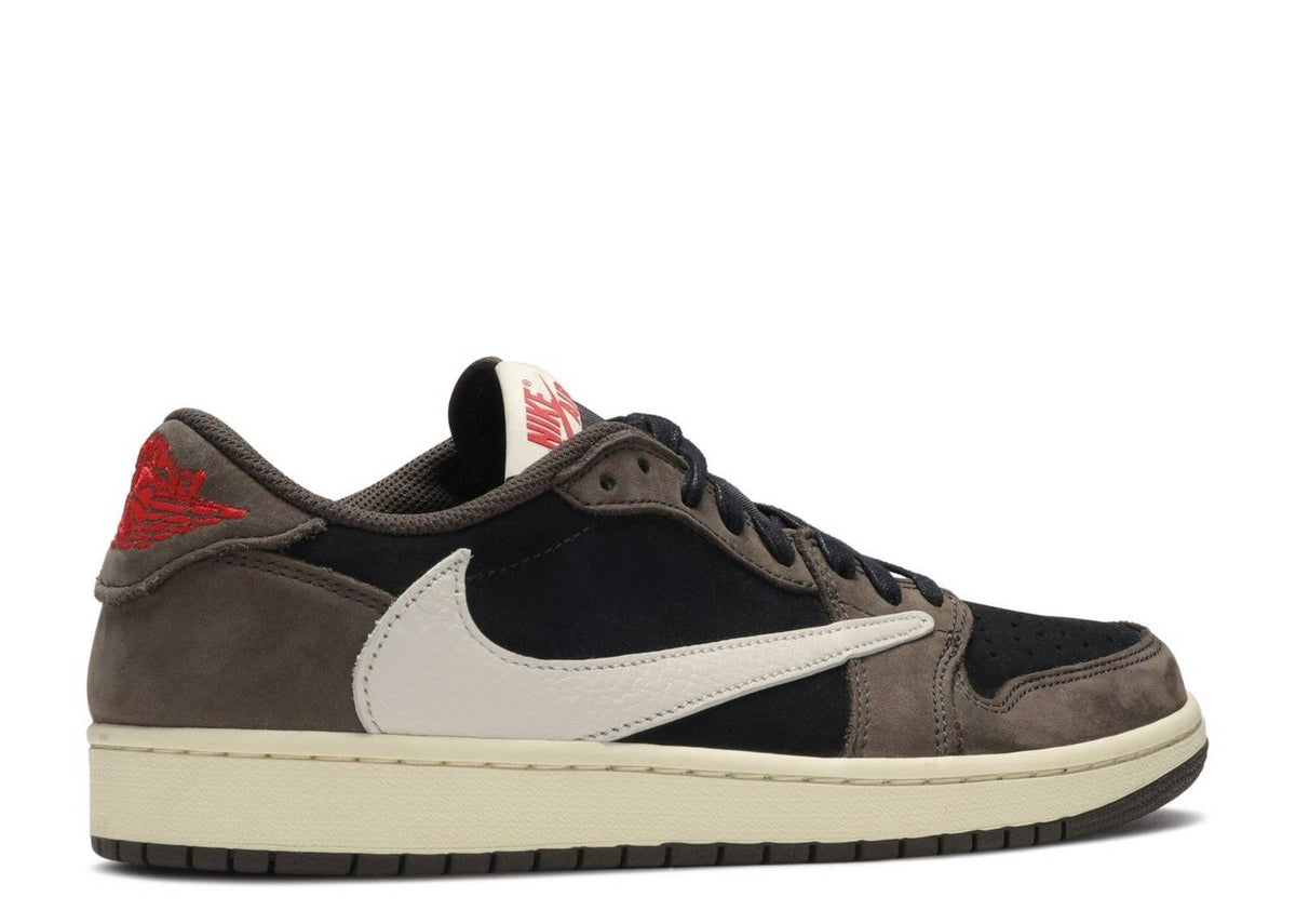 Davenzarry | Travis Scott x Air Jordan 1 Low 'Mocha' | View 3