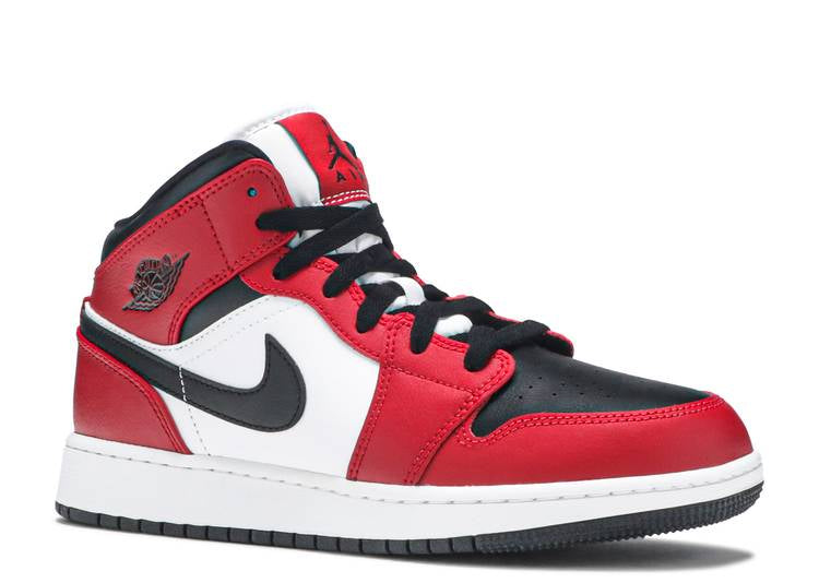 Davenzarry - Air Jordan 1 Mid 'Chicago Black Toe' - Image 2