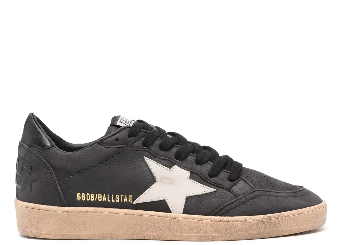 Davenzarry | Golden Goose Ball-Star Black Suede | View 1
