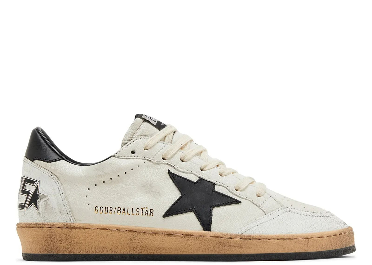 Davenzarry | Golden Goose Ball-Star White Nappa with Black Star | View 1
