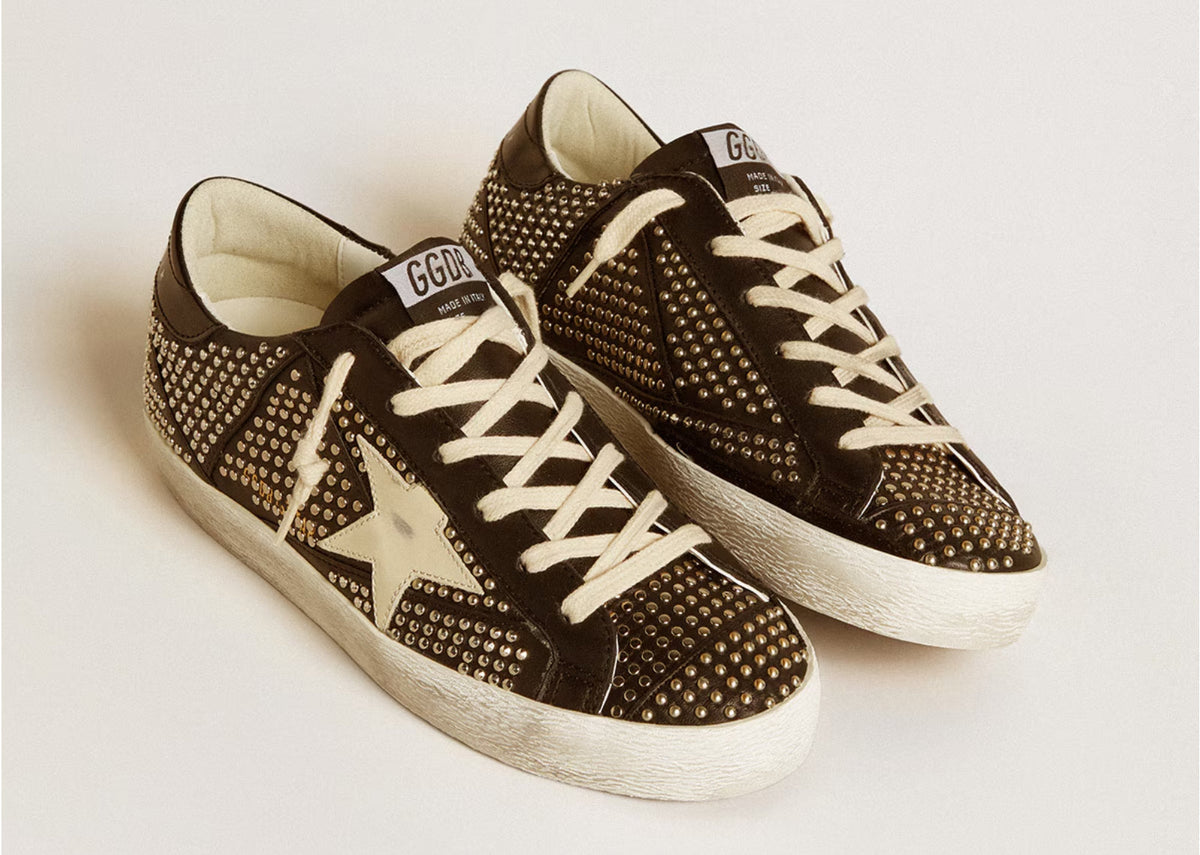 Davenzarry | Golden Goose Super-Star Black Nappa Silver - Women's | View 2