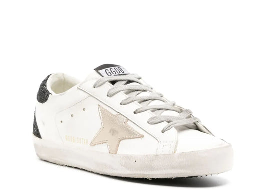 Davenzarry | Golden Goose Super-Star Gold Star Black Glitter Heel - Women's | View 2