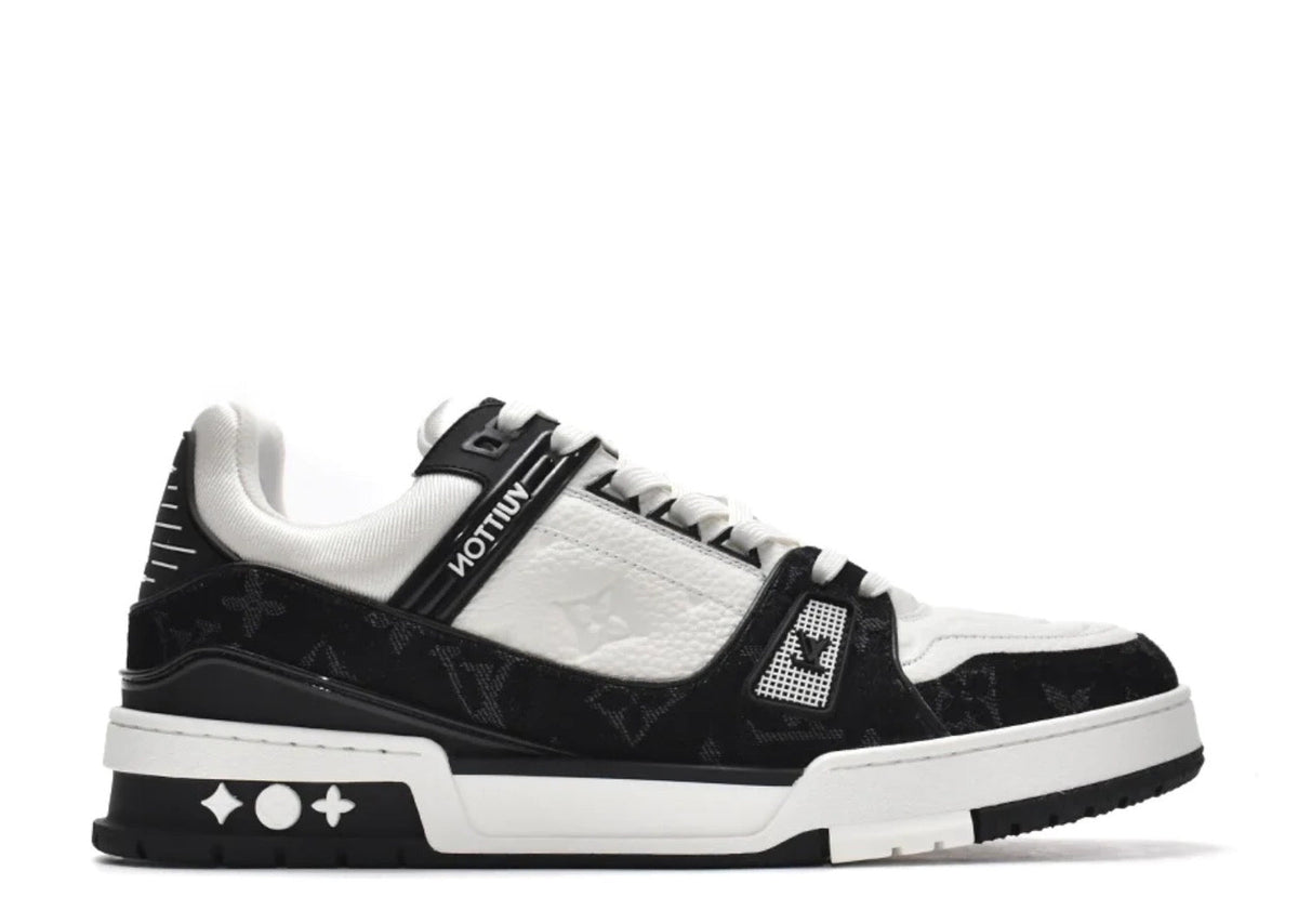 Davenzarry | Louis Vuitton Trainer 'Black And White Cloth Cover' | View 1