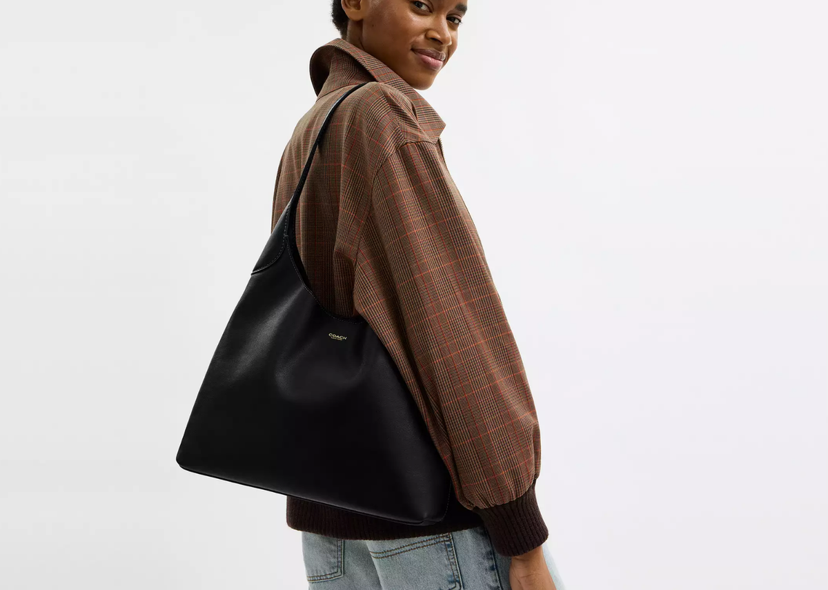 Davenzarry | Coach Brooklyn Shoulder Bag 34 Brass/Black | View 5