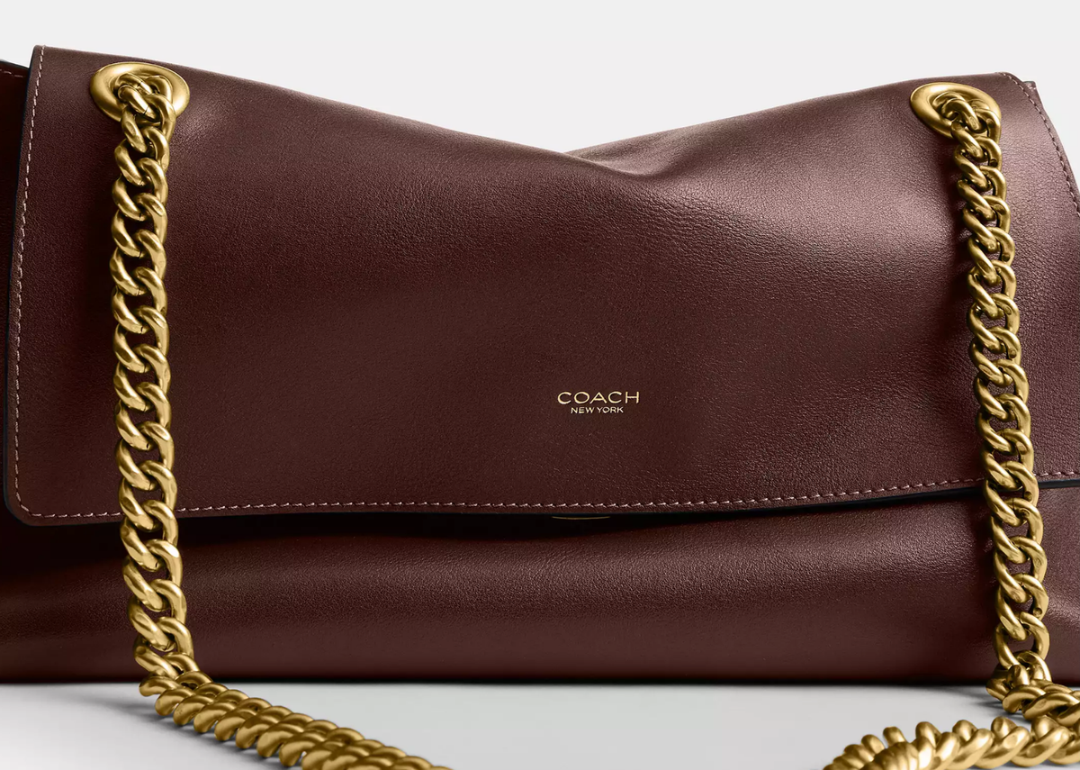 Davenzarry | Coach Chelsea Shoulder Bag 30 With Chain Brass/Maple | View 4