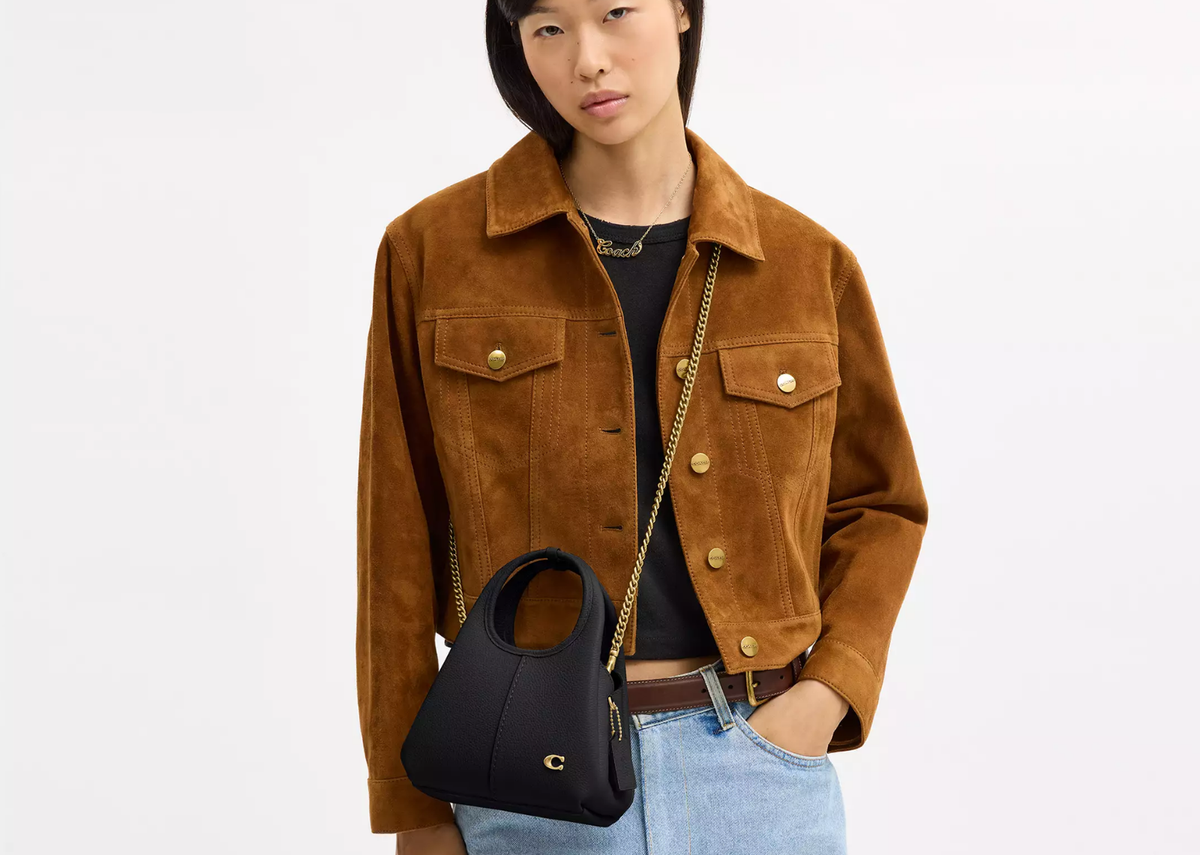 Davenzarry | Coach Lana Shoulder Bag 19 Brass/Black | View 5