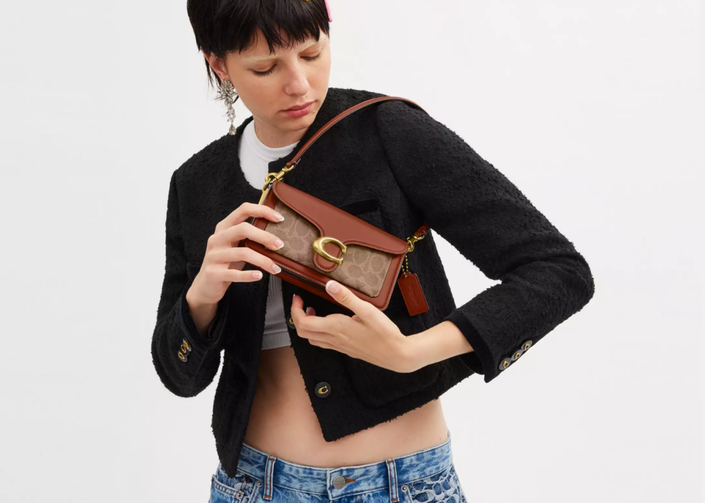 Davenzarry | Coach Tabby Shoulder Bag 20 In Signature Canvas Brass/Tan Caramel | View 6
