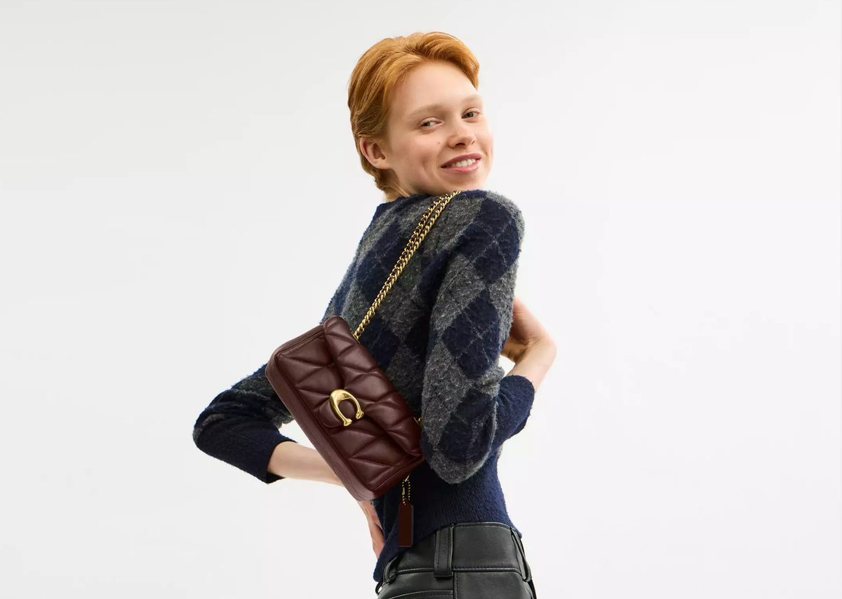 Davenzarry | Coach Tabby Shoulder Bag 20 Pillow Quilting Brass/Maple | View 5