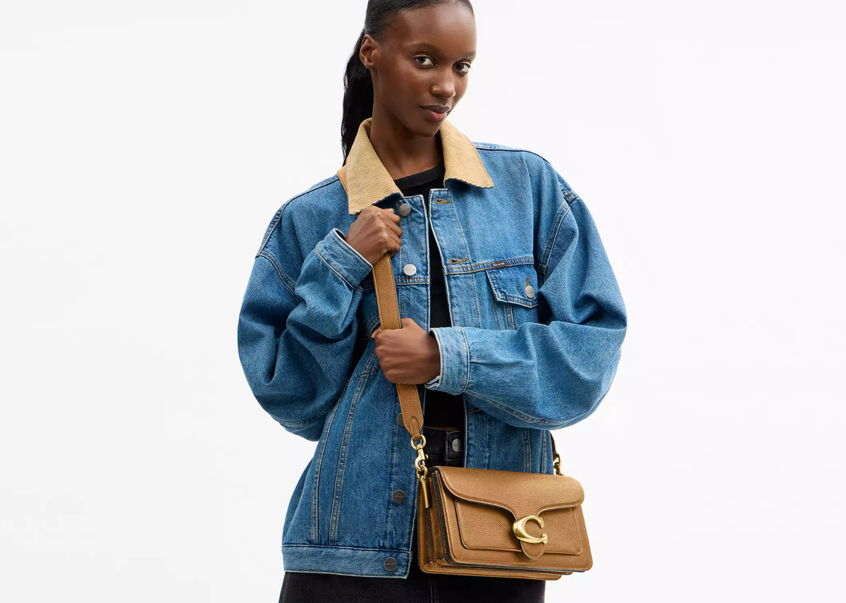 Davenzarry | Coach Tabby Shoulder Bag 26 Brass/Biscuit | View 5