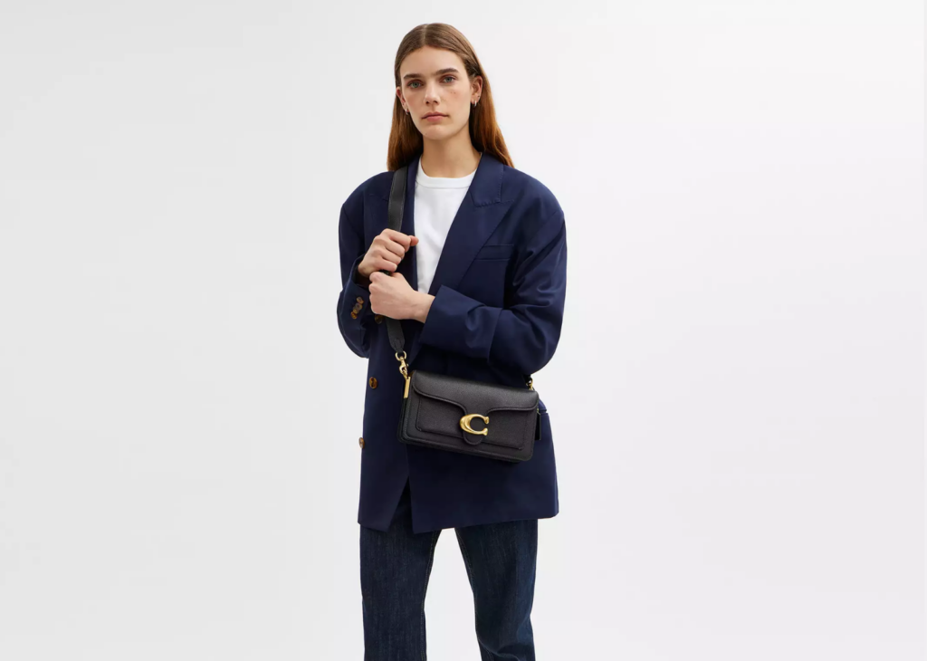 Davenzarry | Coach Tabby Shoulder Bag 26 Brass/Black | View 10