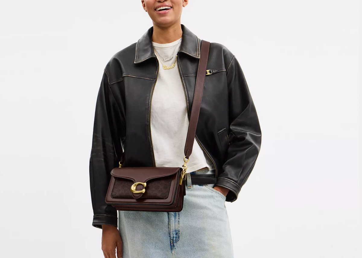 Davenzarry | Coach Tabby Shoulder Bag 26 In Signature Canvas Brass/Maple | View 3