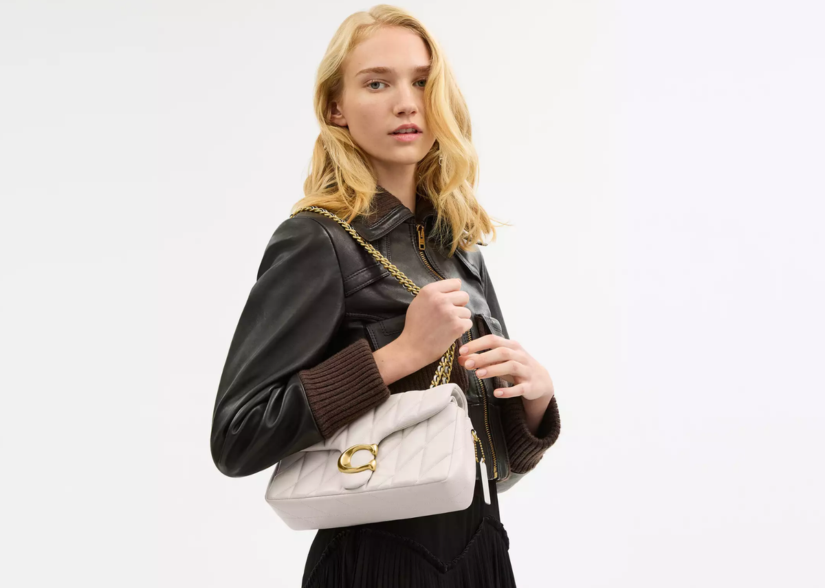 Davenzarry | Coach Tabby Shoulder Bag 26 Pillow Quilting Brass/Chalk | View 5