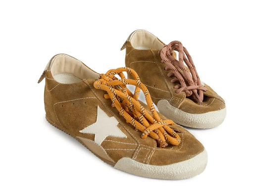 Davenzarry | Golden Goose True-Star Tobacco Suede White Star Platinum Heel - Women's | View 2
