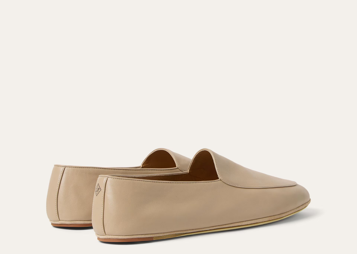 Davenzarry | Loro Piana Anton Walk Loafer Lambskin Sandstone | View 3