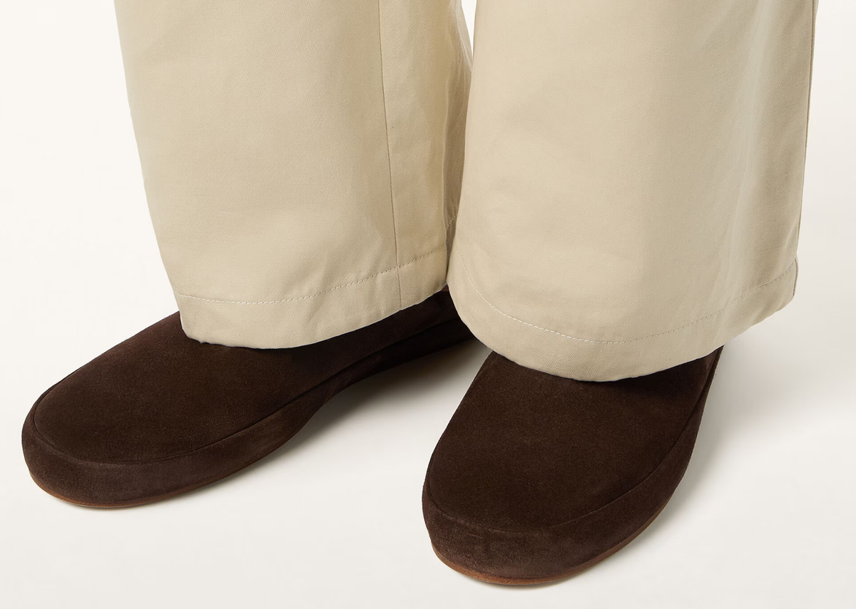 Davenzarry | Loro Piana Tomori Walk Mule Suede Chocolate | View 5